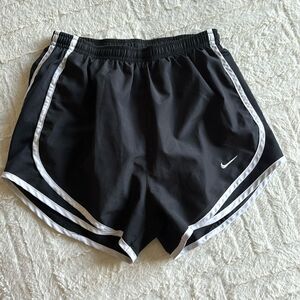 Nike dri-fit black lined running workout shorts. Size X-Small‎
